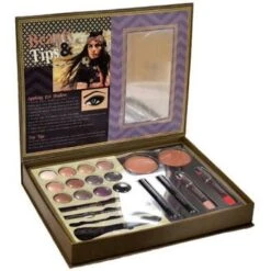 Sunkissed Moroccan Escape Saharan Beauty Confezione Regalo 12 X 2.8g Ombretti + 2 X 13g Fard + 5.5ml Mascara Nero + 2 X 3.3g Matite Labbra + 1.2g Matita Occhi Nera + 6.5ml Eyeliner Liquido Nero + 1.2g Matita Sopracciglia + Applicatore + Pennello Fard